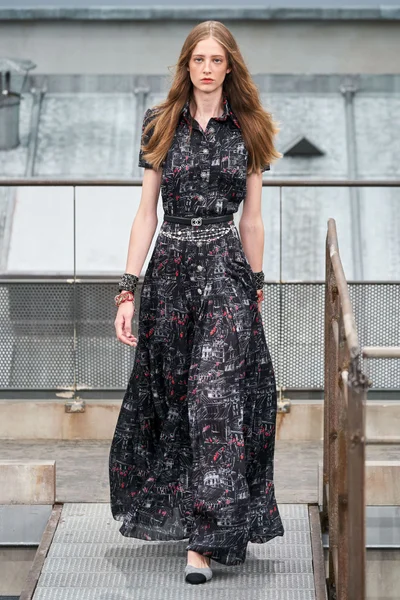 Look 32